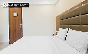 Super Townhouse Edassery Resort